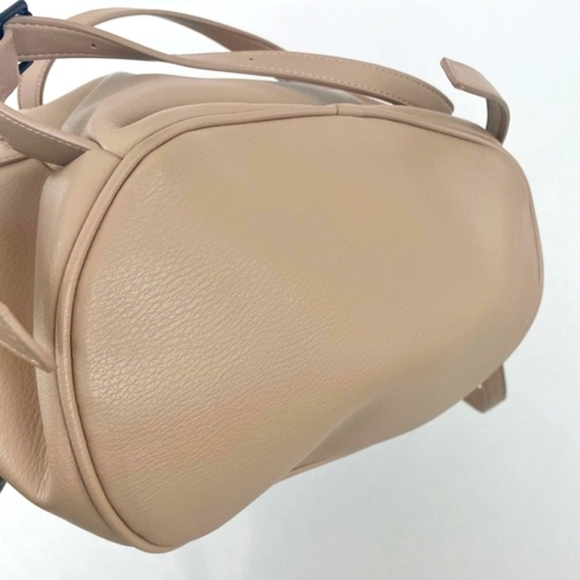 Elizabeth & James Tan Beige Slouchy Bucket Vegan Leather  display picture 3